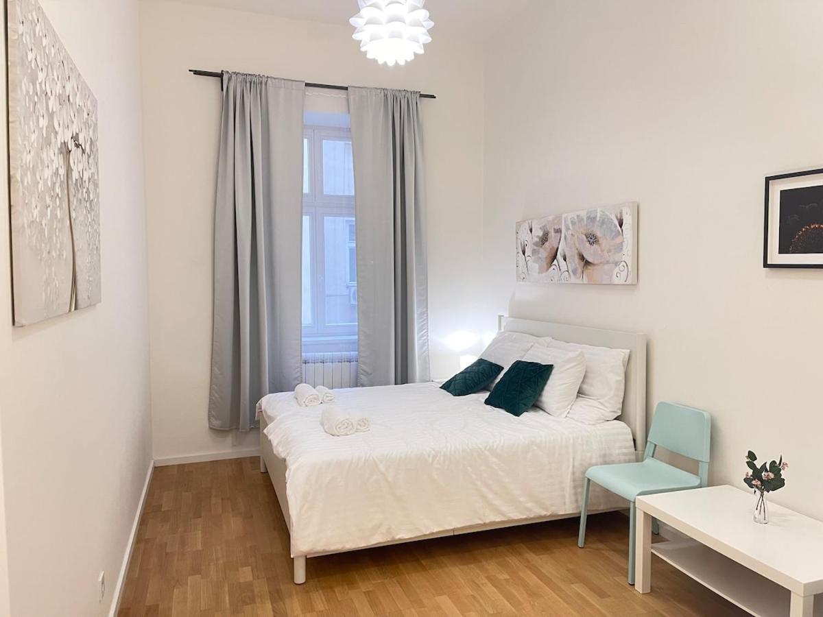 Cozy 2-room Vila *