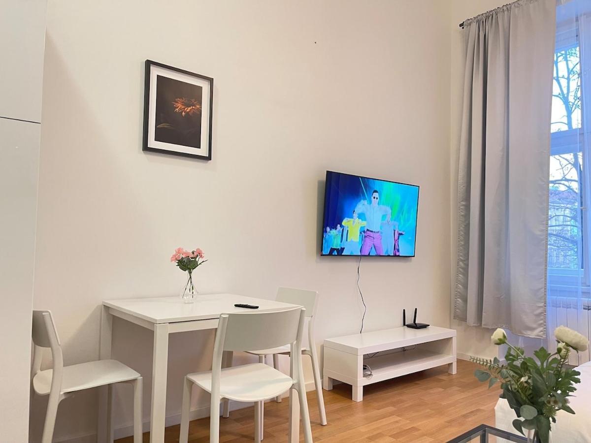 Cozy 2-room Vila